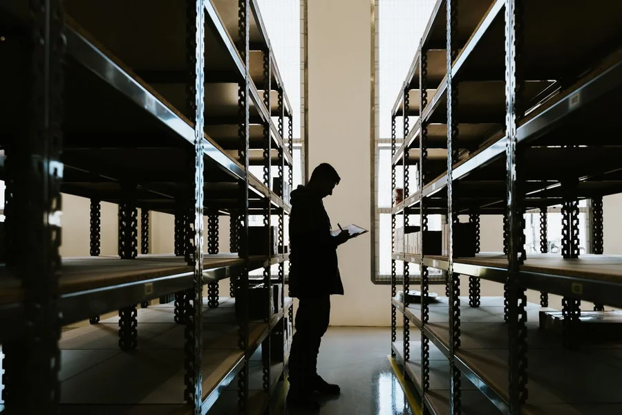 Storage & Warehousing